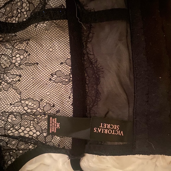 Victoria's Secret Sheer Black Lace Bra - Picture 1 of 4